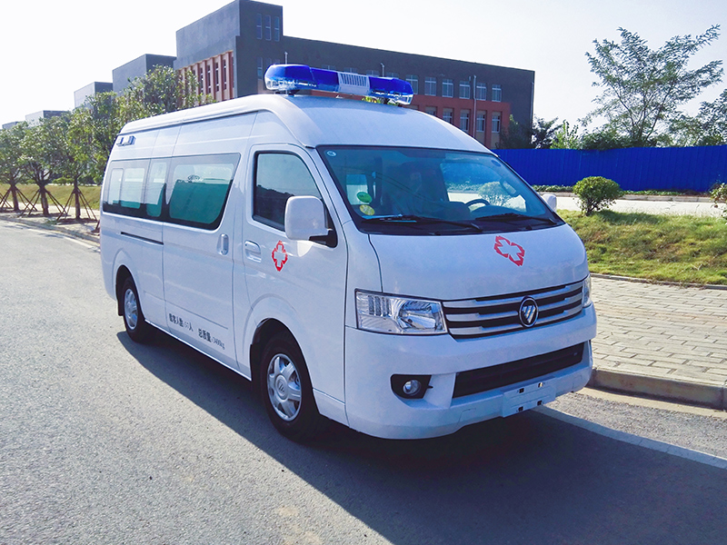 福田G9救護(hù)車(chē)
